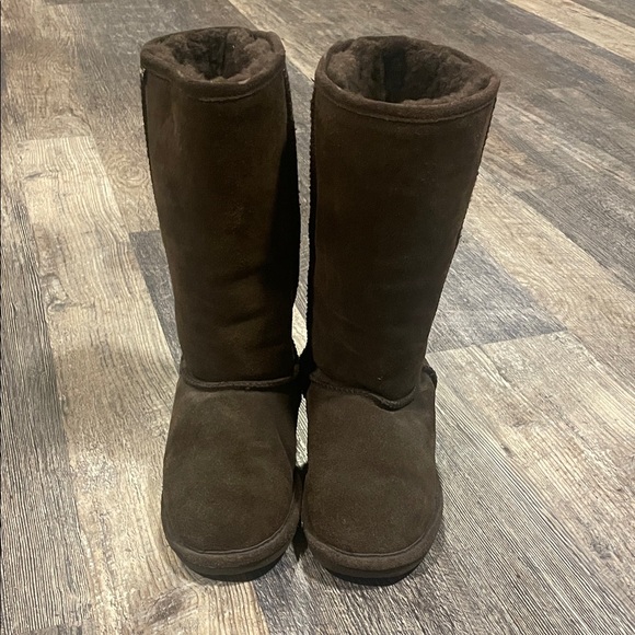 BearPaw Women’s Dark Brown Suede Boots - Picture 2 of 6